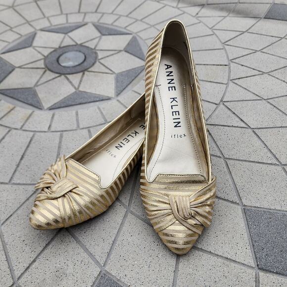 Anne Klein Shoes - Anne Klein iFlex Breezey Striped Bow Gold Pumps 7.5